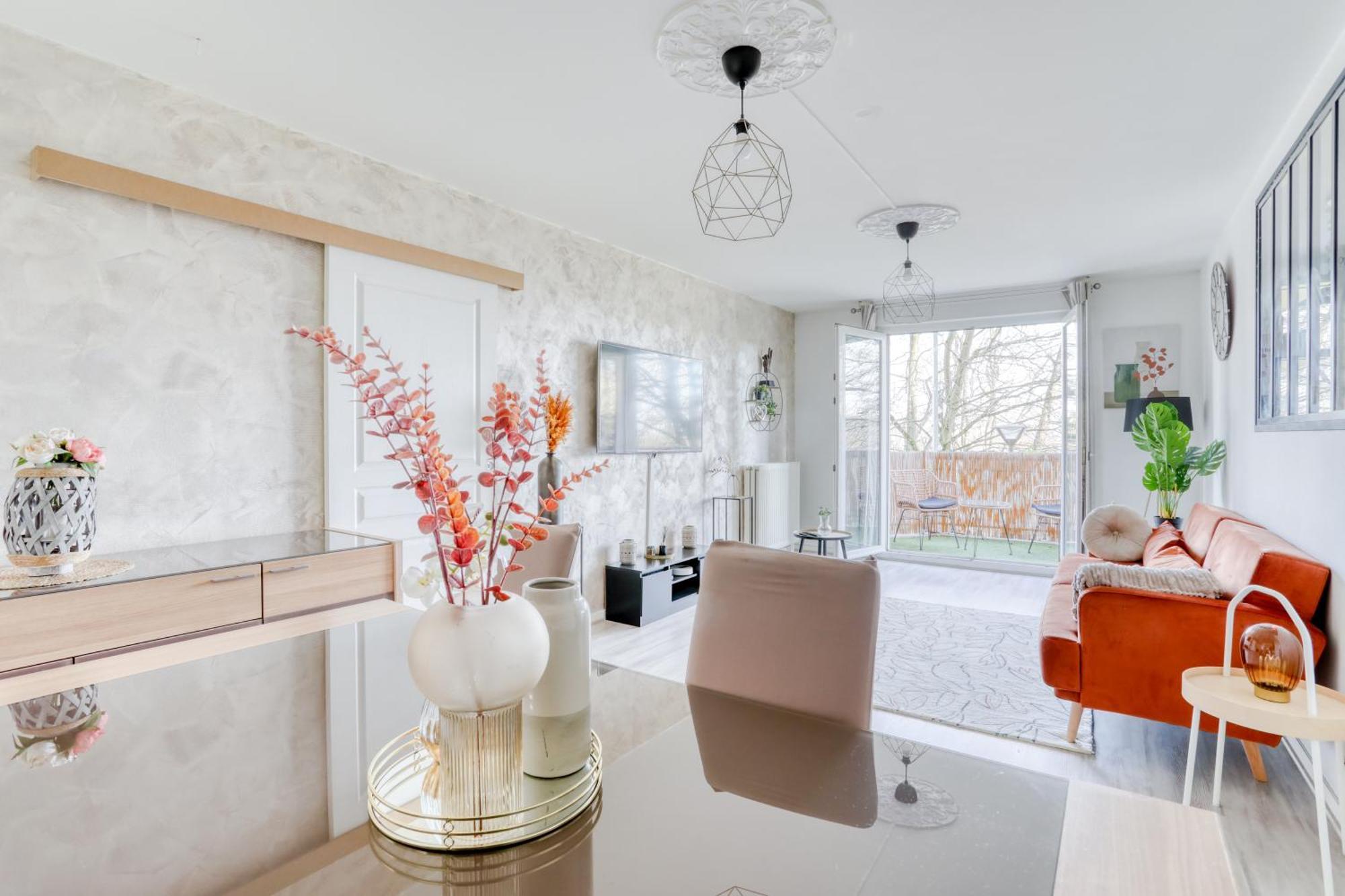 Le Warm Cocon - Spacieux T3 - 5 Personnes - Wifi Et Parking Rosny-sous-Bois Luaran gambar